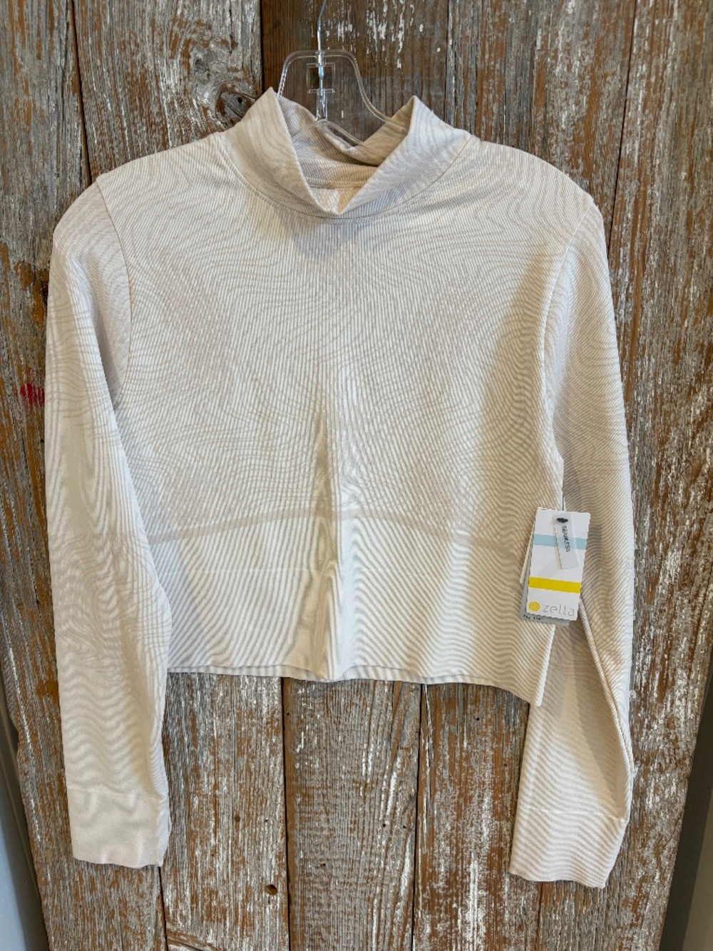 Zelle Athletic top